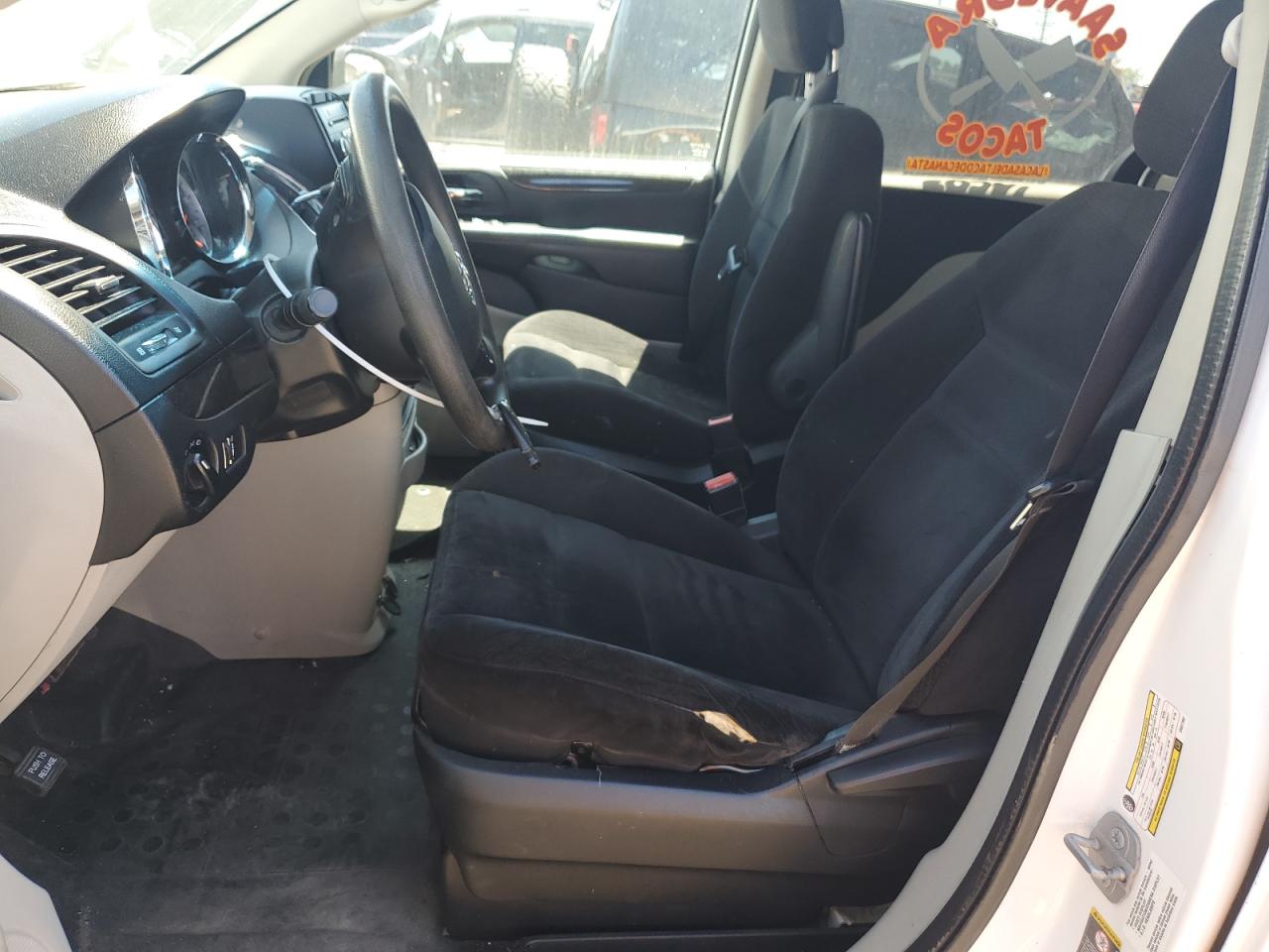2014 RAM Cargo Van Tradesman - Image 7