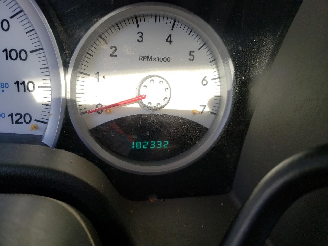 2005 Dodge Durango Limited VIN: 1D8HB58D95F526554 Lot: 57501504