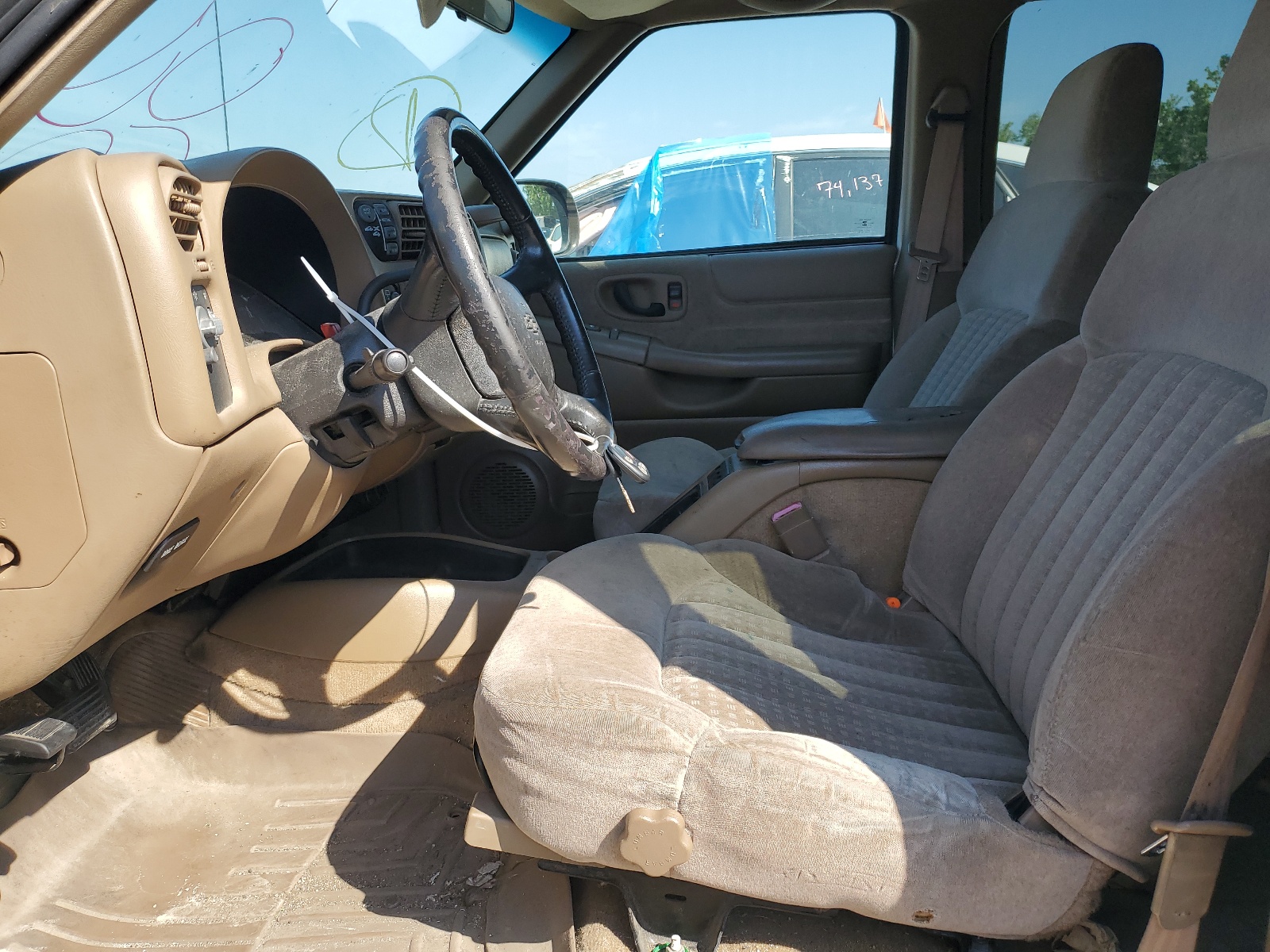 1GNDT13W32K100848 2002 Chevrolet Blazer