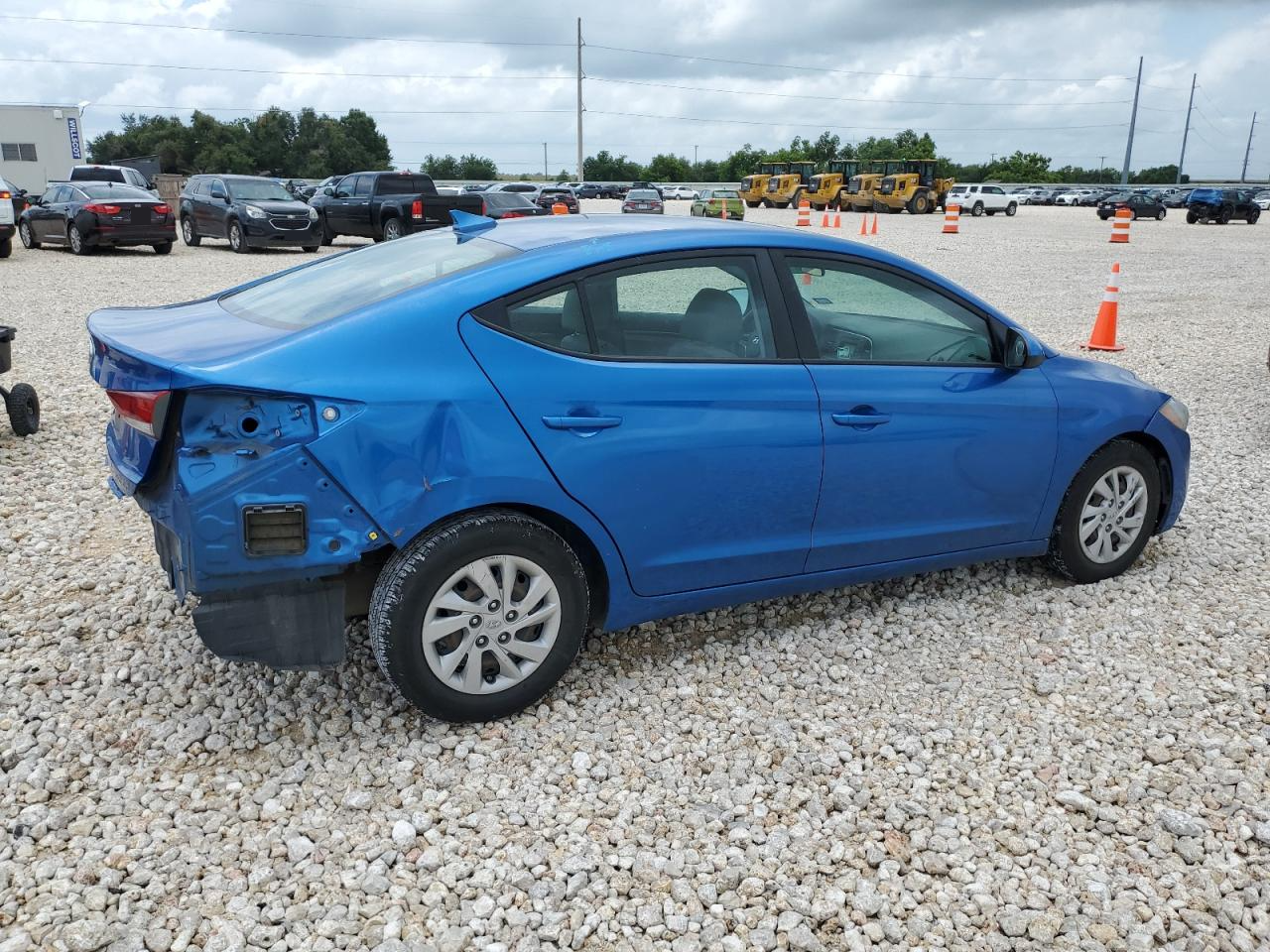 2017 Hyundai Elantra Se vin: 5NPD74LFXHH192112