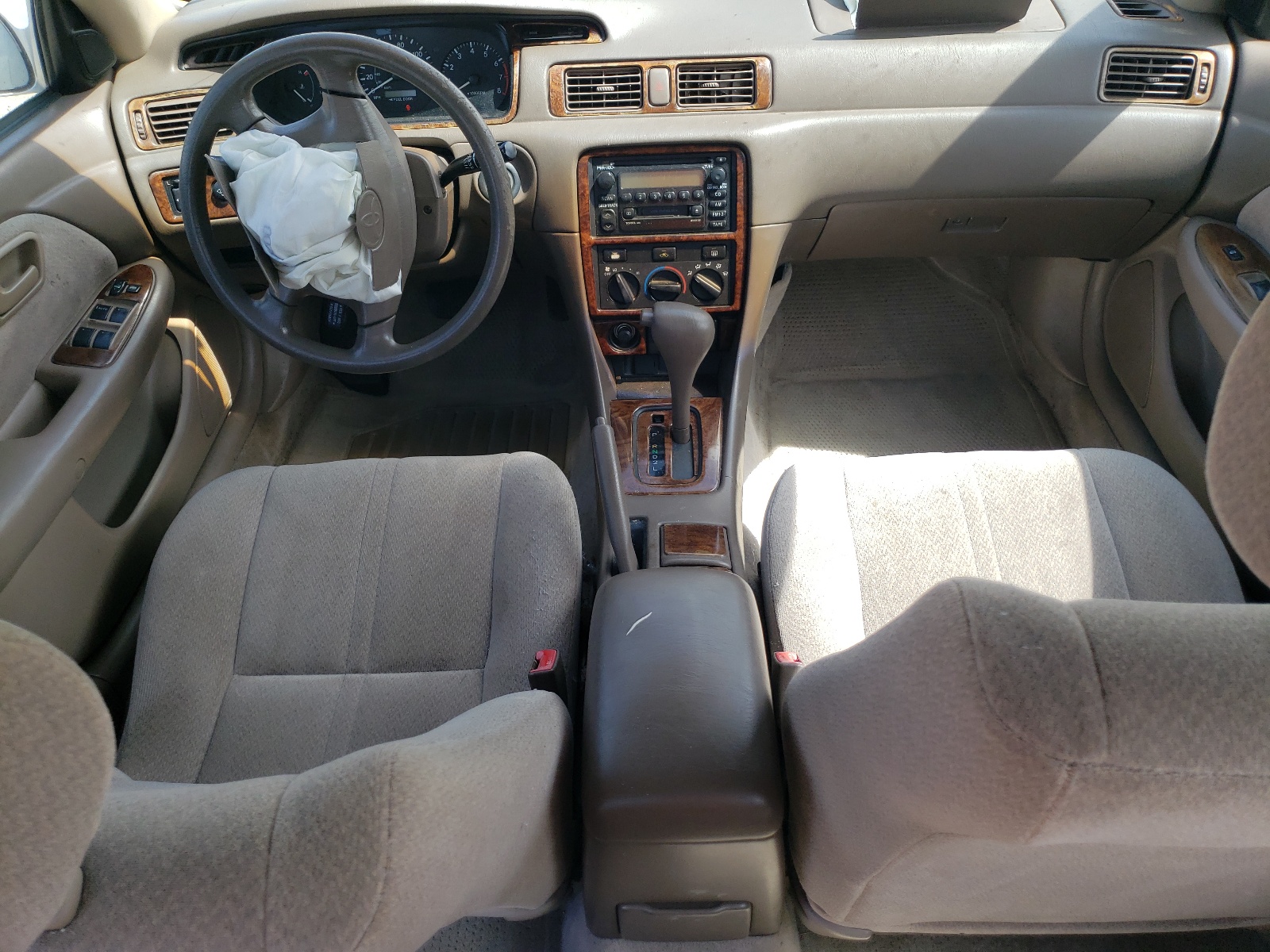 JT2BG22K1Y0472663 2000 Toyota Camry Ce