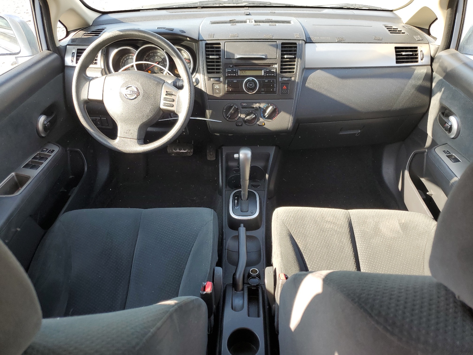 3N1BC1CP8AL432924 2010 Nissan Versa S