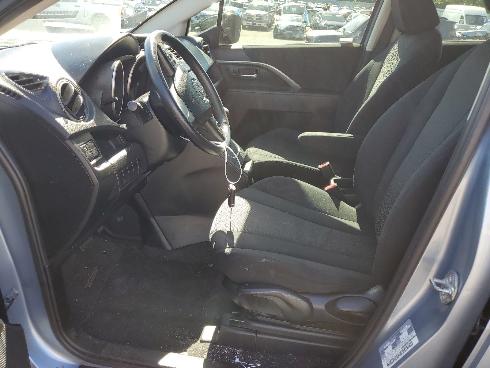 JM1CW2BLXC0134808 2012 Mazda 5