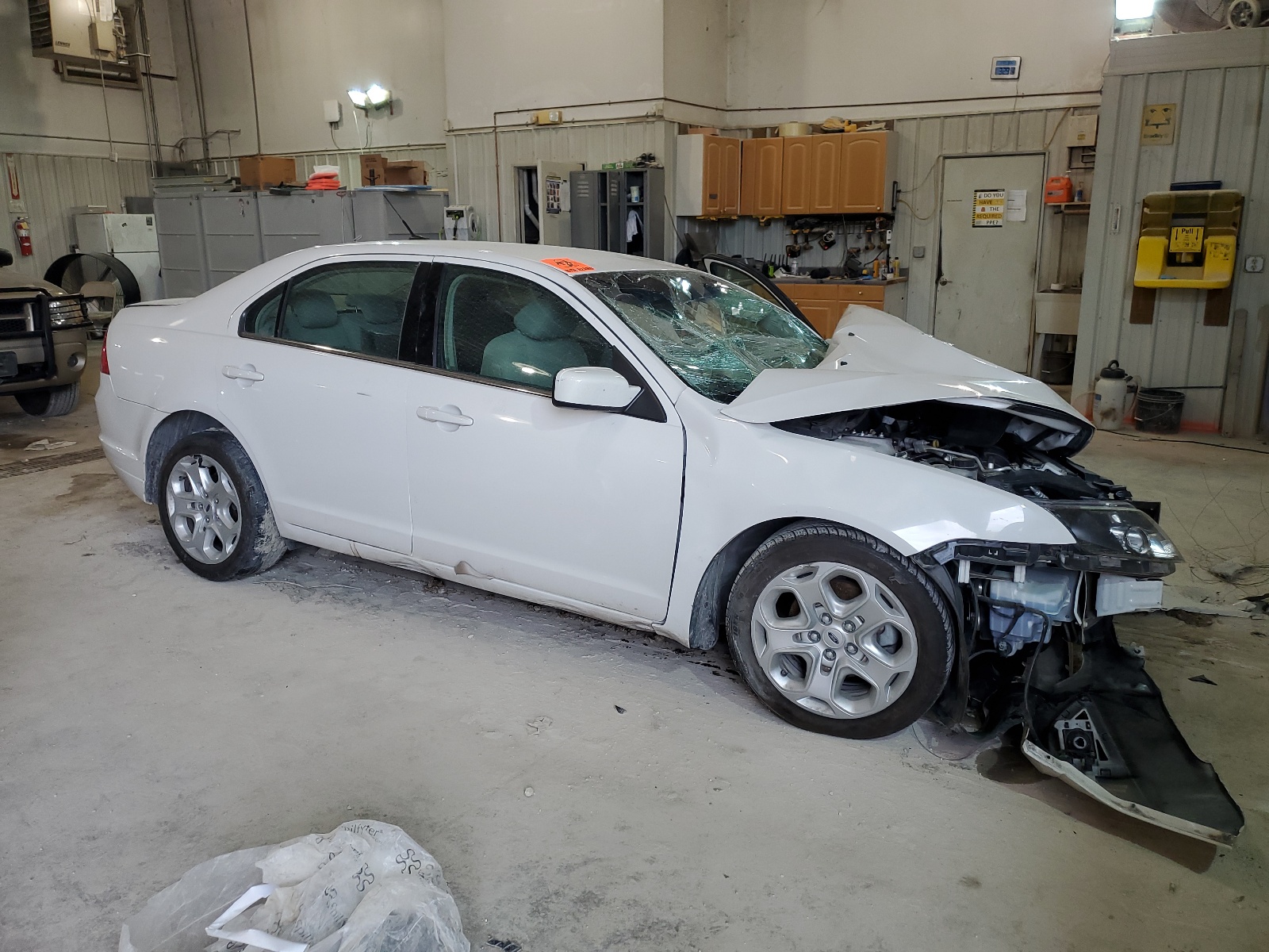 3FAHP0HA7AR366900 2010 Ford Fusion Se