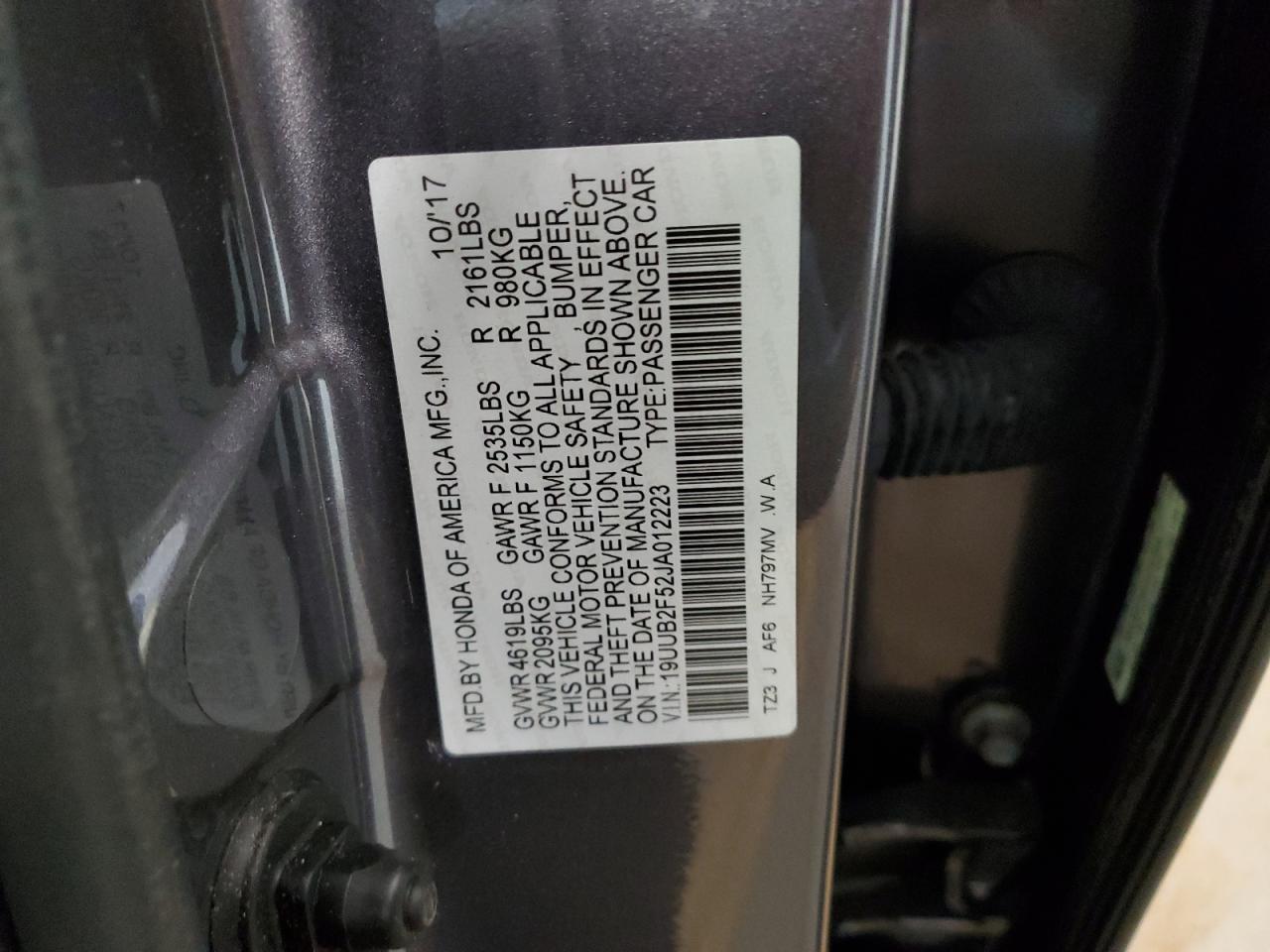 19UUB2F52JA012223 2018 Acura Tlx Tech