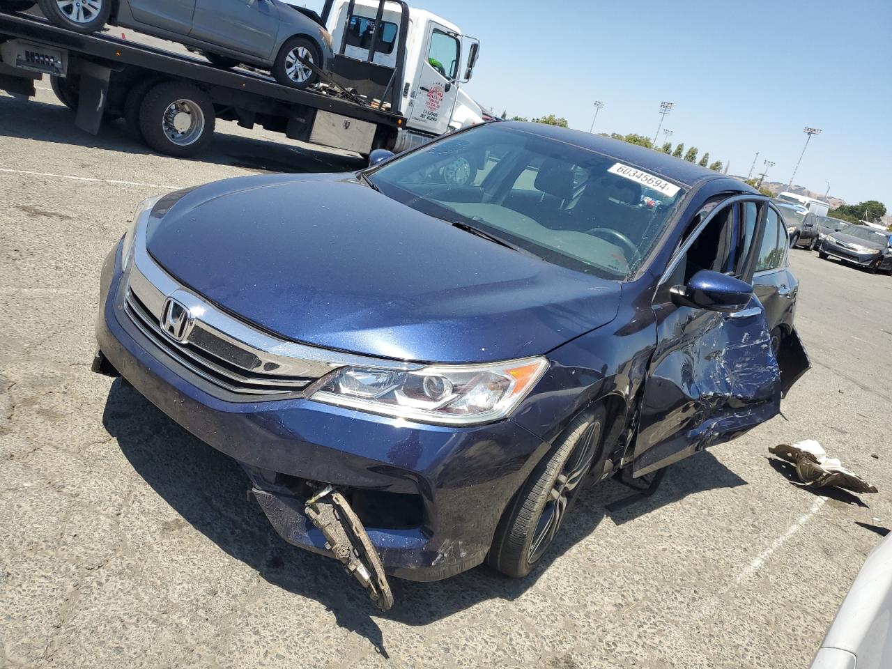 1HGCR2F5XGA123764 2016 HONDA ACCORD - Image 1