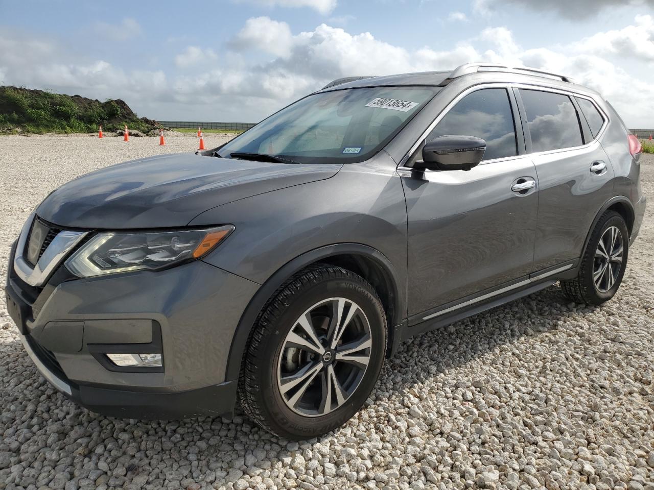 2017 Nissan Rogue - Image 1