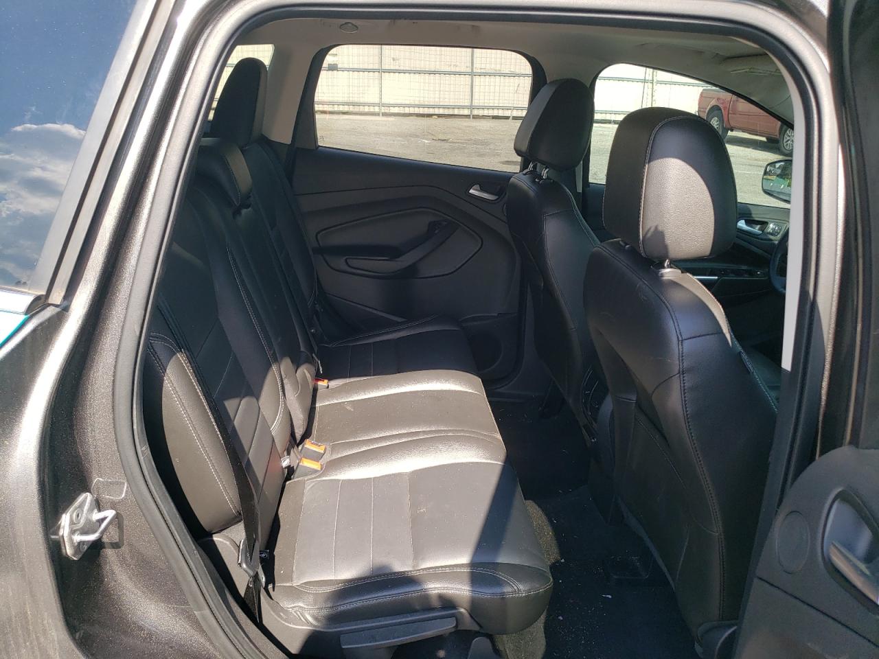 2015 Ford Escape Titanium VIN: 1FMCU9J97FUA04921 Lot: 61049154