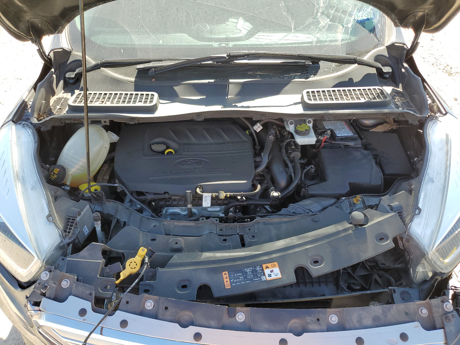 1FMCU0JD8HUD10626 2017 Ford Escape Titanium