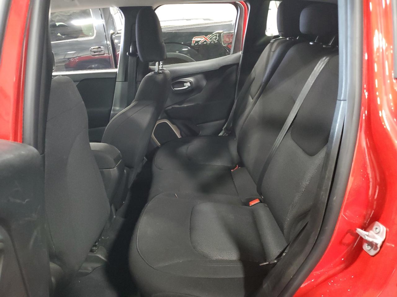 2017 Jeep Renegade Sport VIN: ZACCJBAB5HPG44511 Lot: 60924584