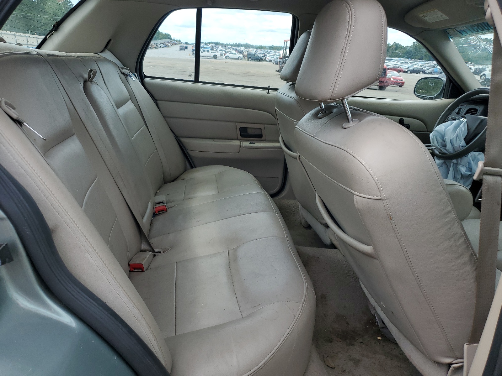 2FAFP74W46X131753 2006 Ford Crown Victoria Lx