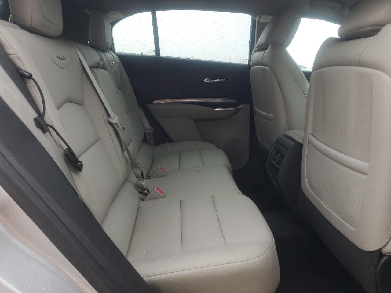 1GYAZAR48MF005899 2021 Cadillac Xt4 Luxury