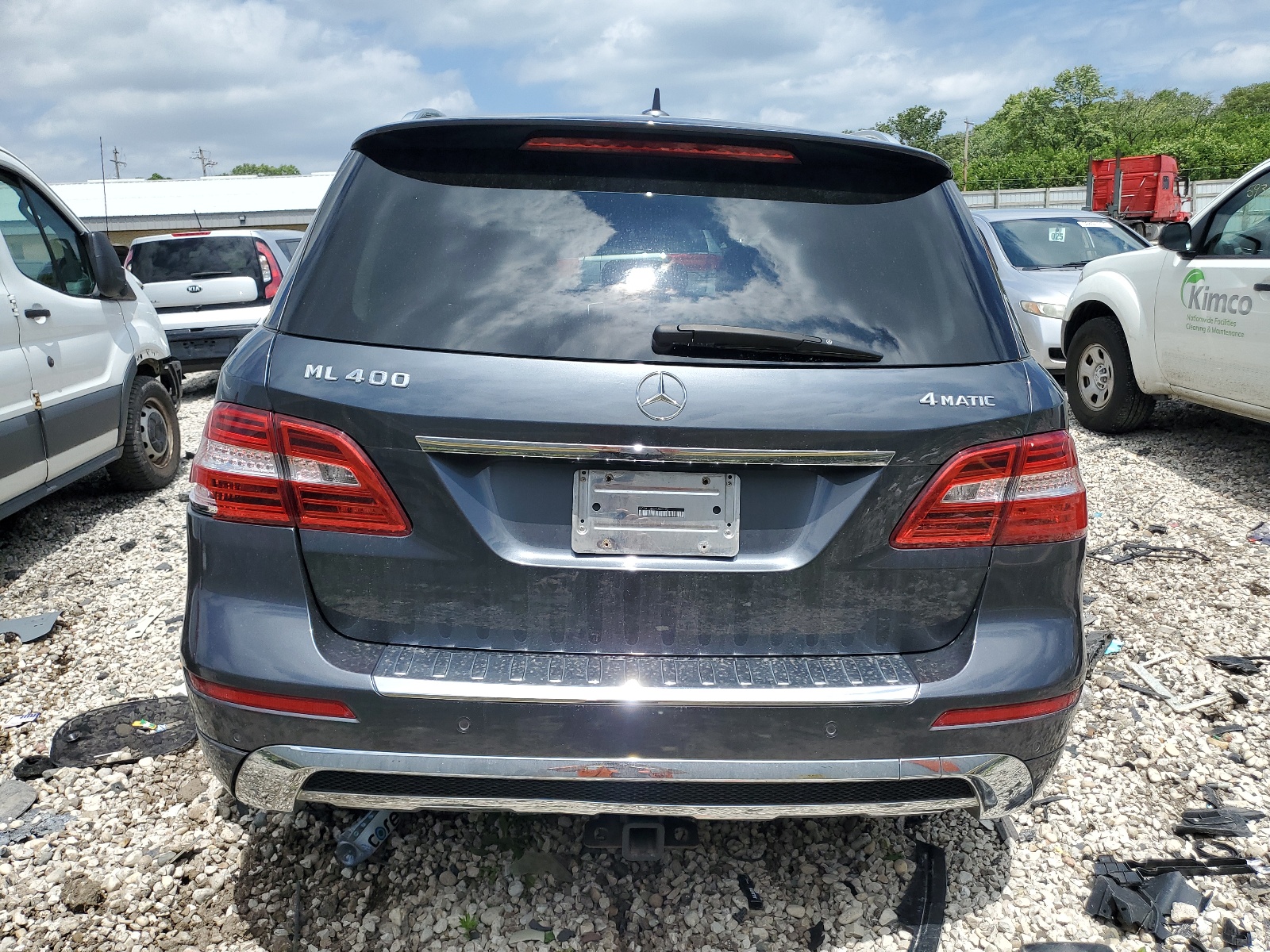 4JGDA5GB0FA568492 2015 Mercedes-Benz Ml 400 4Matic