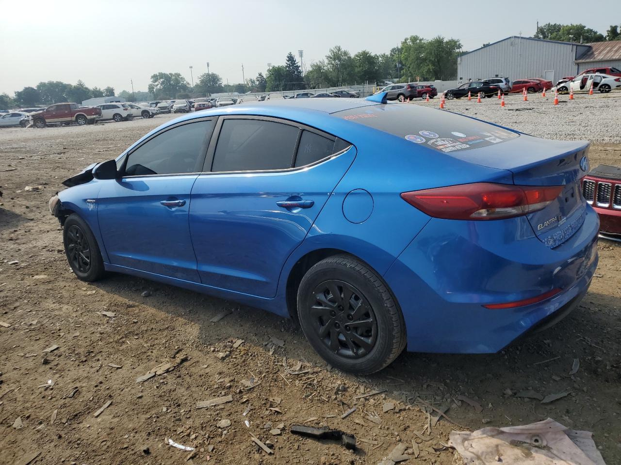 5NPD74LF1HH100577 2017 HYUNDAI ELANTRA - Image 2