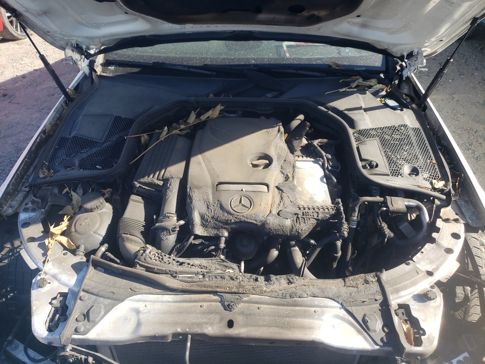 WDDWJ4KB4JF737381 2018 Mercedes-Benz C 300 4Matic