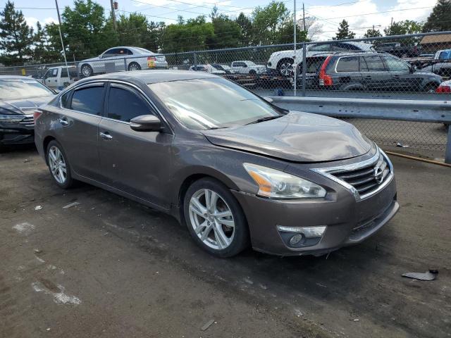 Седани NISSAN ALTIMA 2013 Коричневий