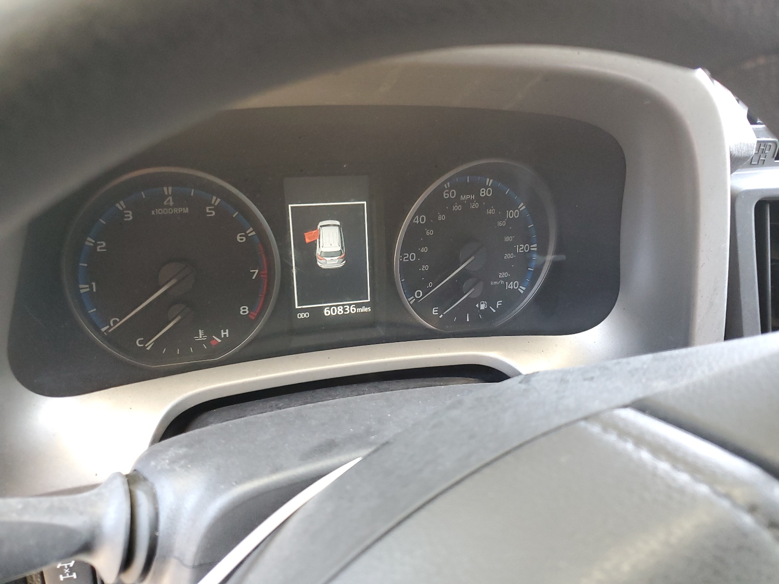 2T3BFREV7HW578068 2017 Toyota Rav4 Le