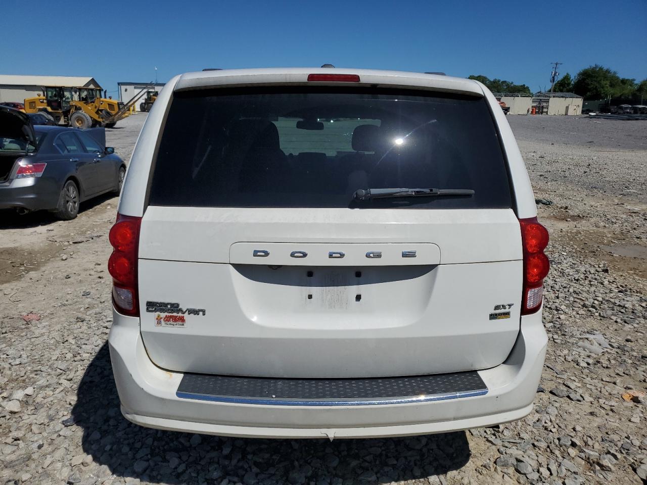 2C4RDGCG5JR328776 2018 Dodge Grand Caravan Sxt