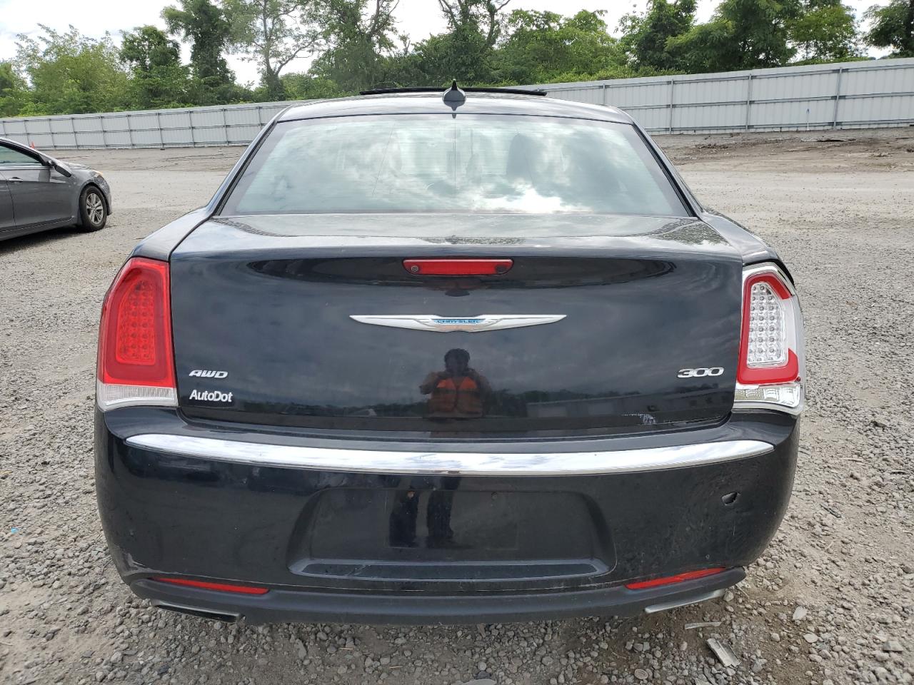 2018 Chrysler 300 Touring VIN: 2C3CCARG6JH137875 Lot: 57622174