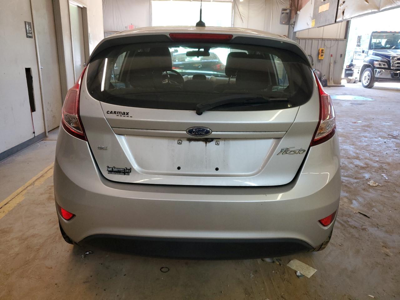 2018 Ford Fiesta Se VIN: 3FADP4EJ5JM135646 Lot: 60203974