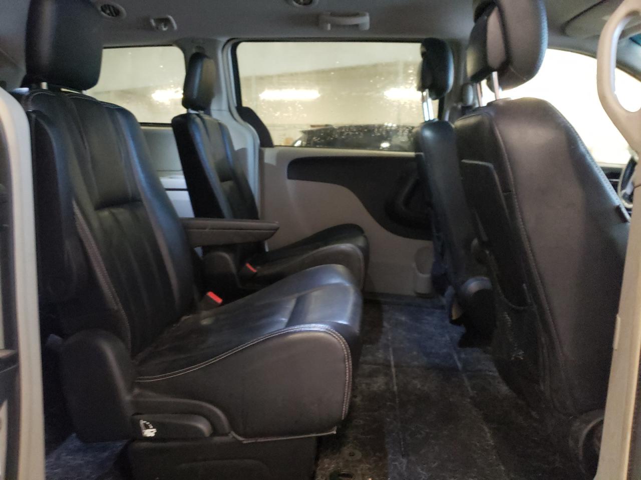 2014 Chrysler Town & Country Touring VIN: 2C4RC1BG8ER400402 Lot: 58683064