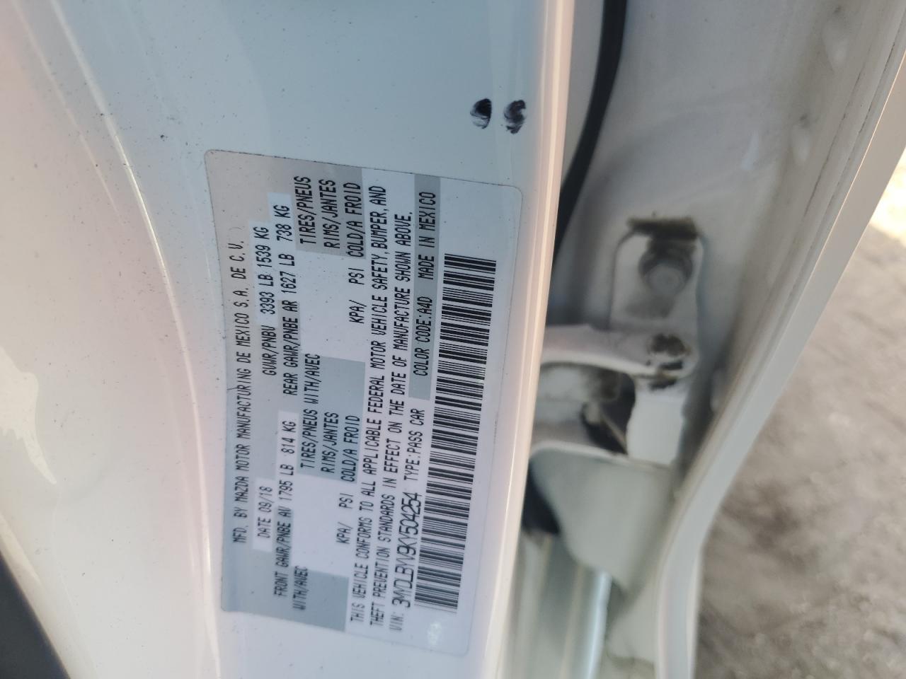 3MYDLBYV9KY504254 2019 Toyota Yaris L