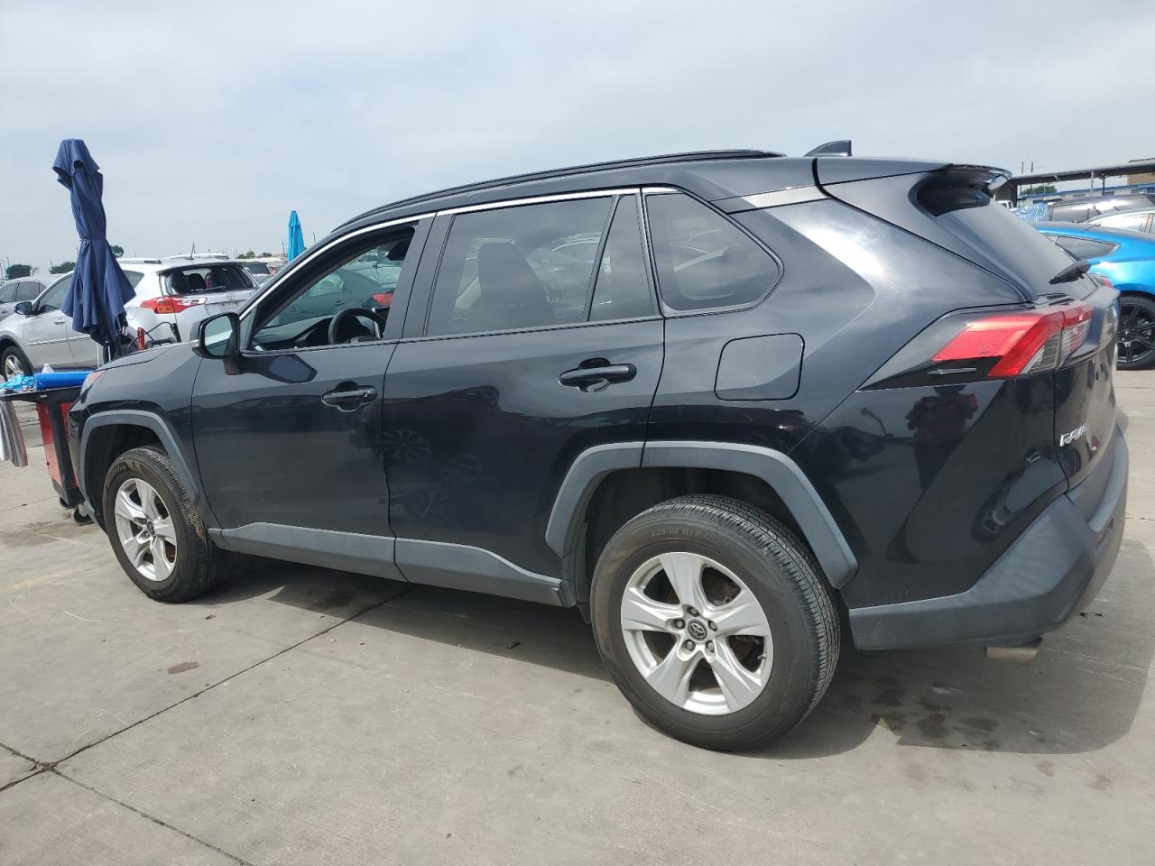 2T3W1RFV5KW012626 2019 TOYOTA RAV 4 - Image 2