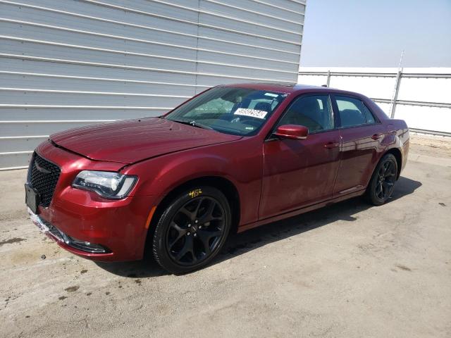  CHRYSLER 300 2021 Красный