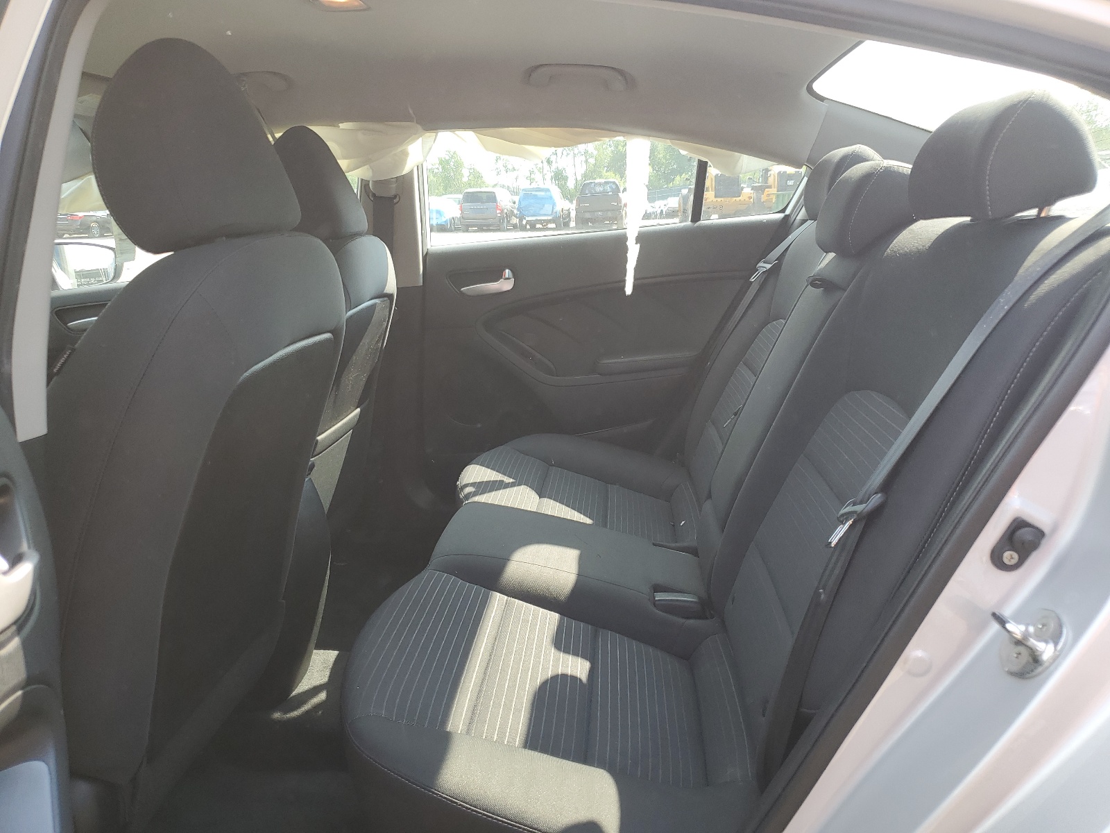 3KPFL4A77JE231894 2018 Kia Forte Lx