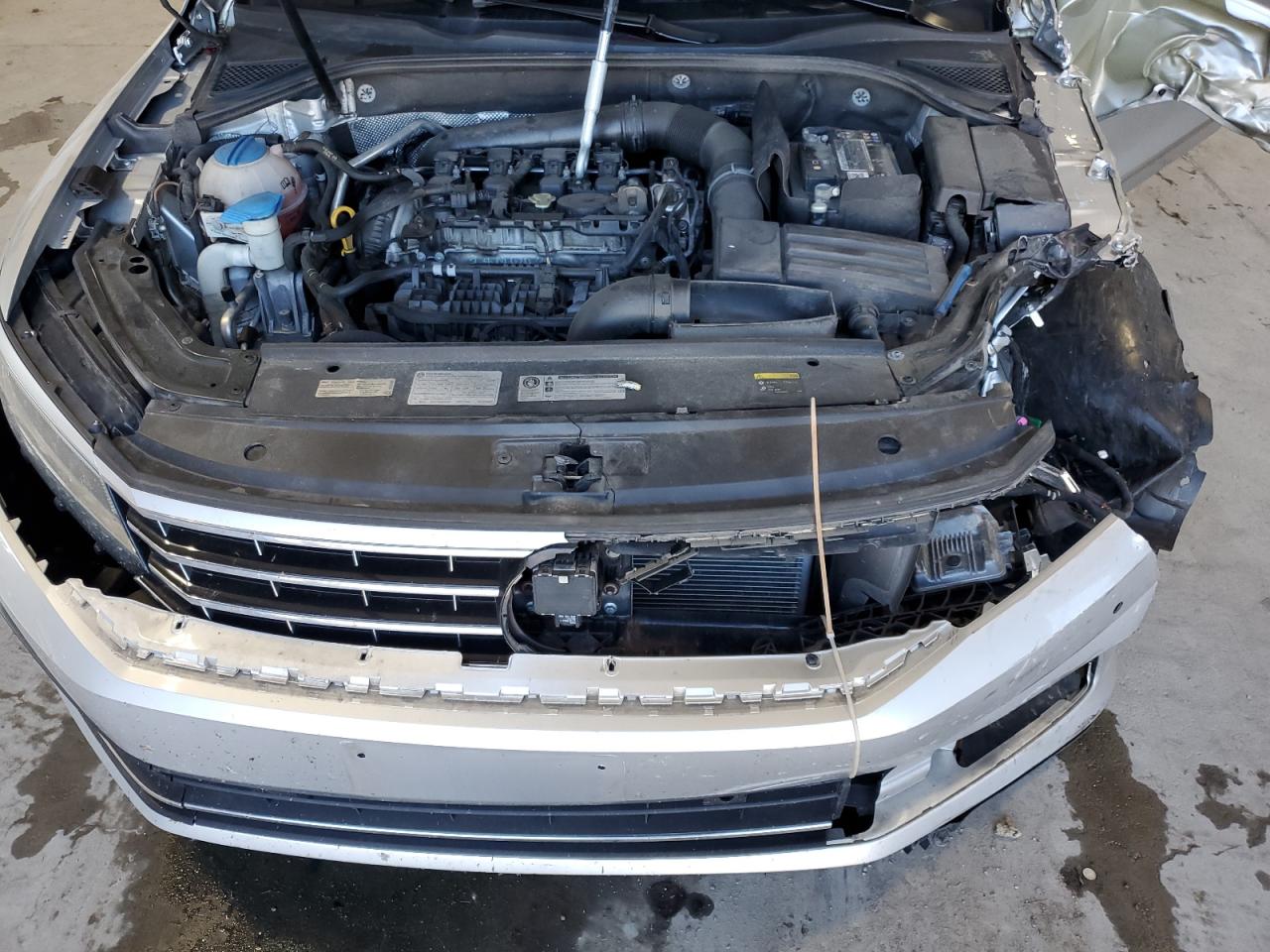 1VWGT7A36HC055244 2017 Volkswagen Passat Se