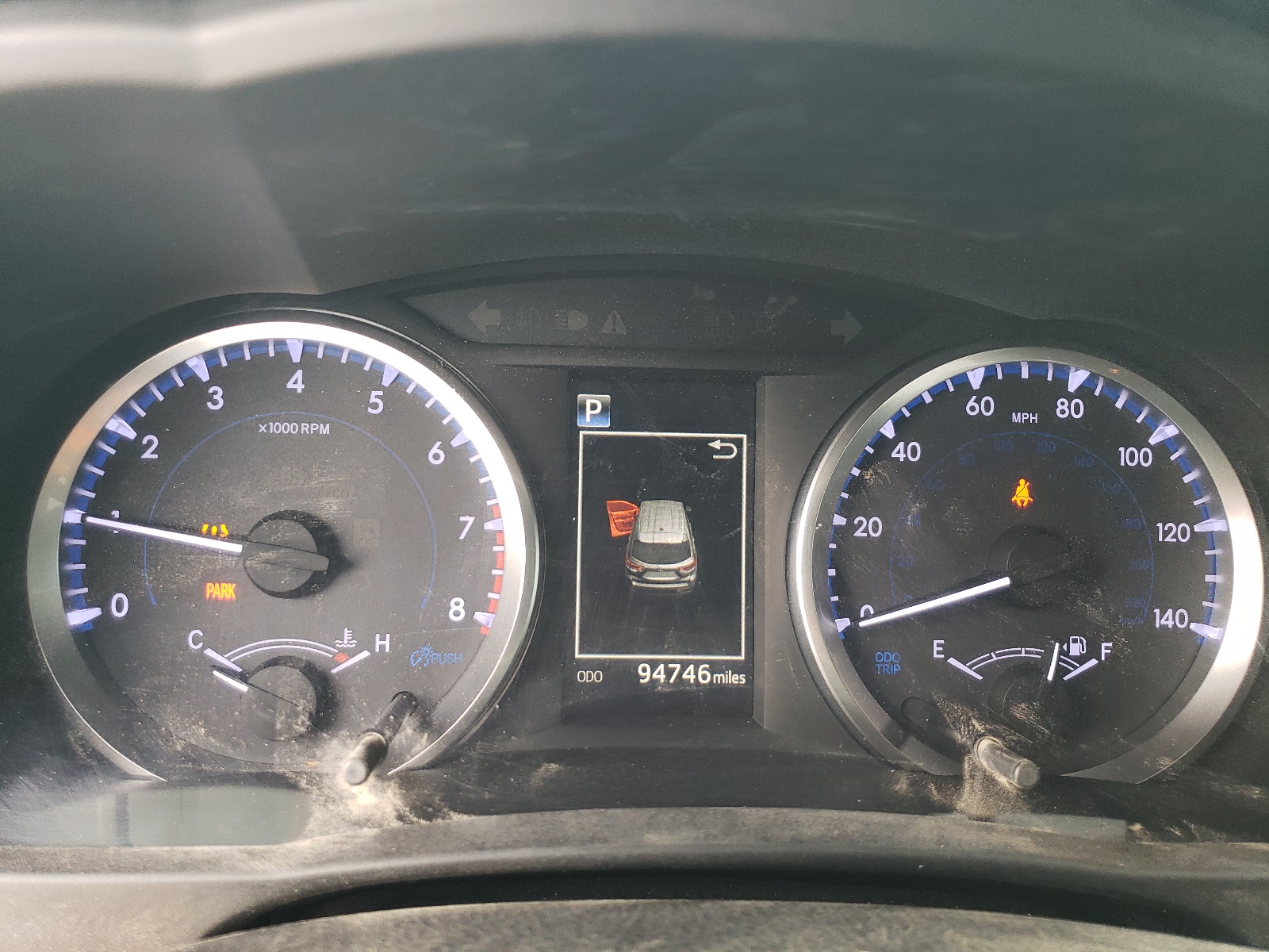 5TDBZRFH9KS947425 2019 Toyota Highlander Le