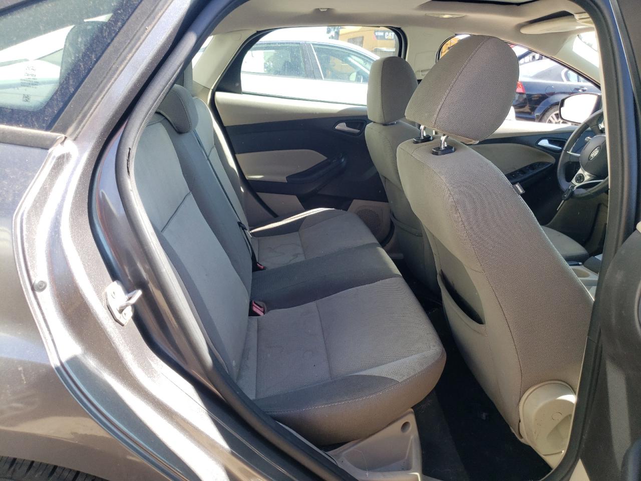 2014 Ford Focus Se VIN: 1FADP3F22EL200476 Lot: 87843035