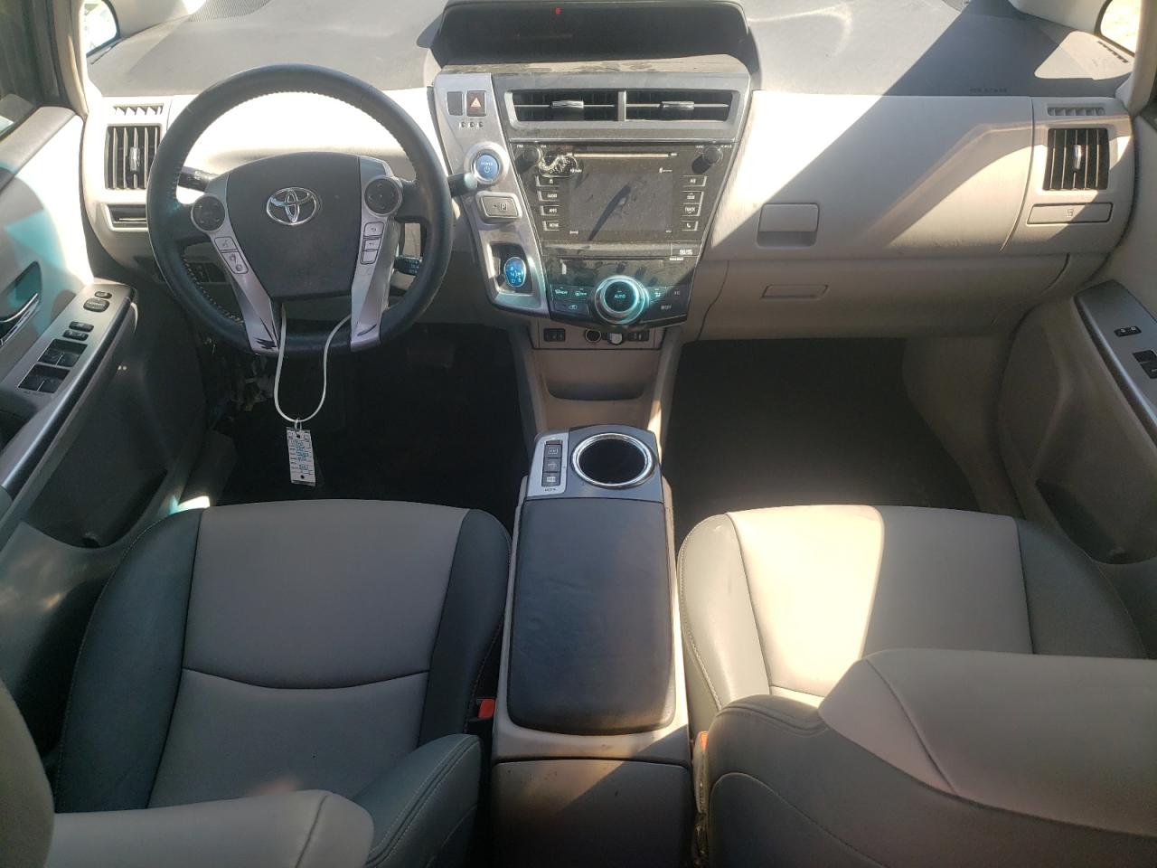 2017 Toyota Prius V VIN: JTDZN3EU7HJ064032 Lot: 60805494