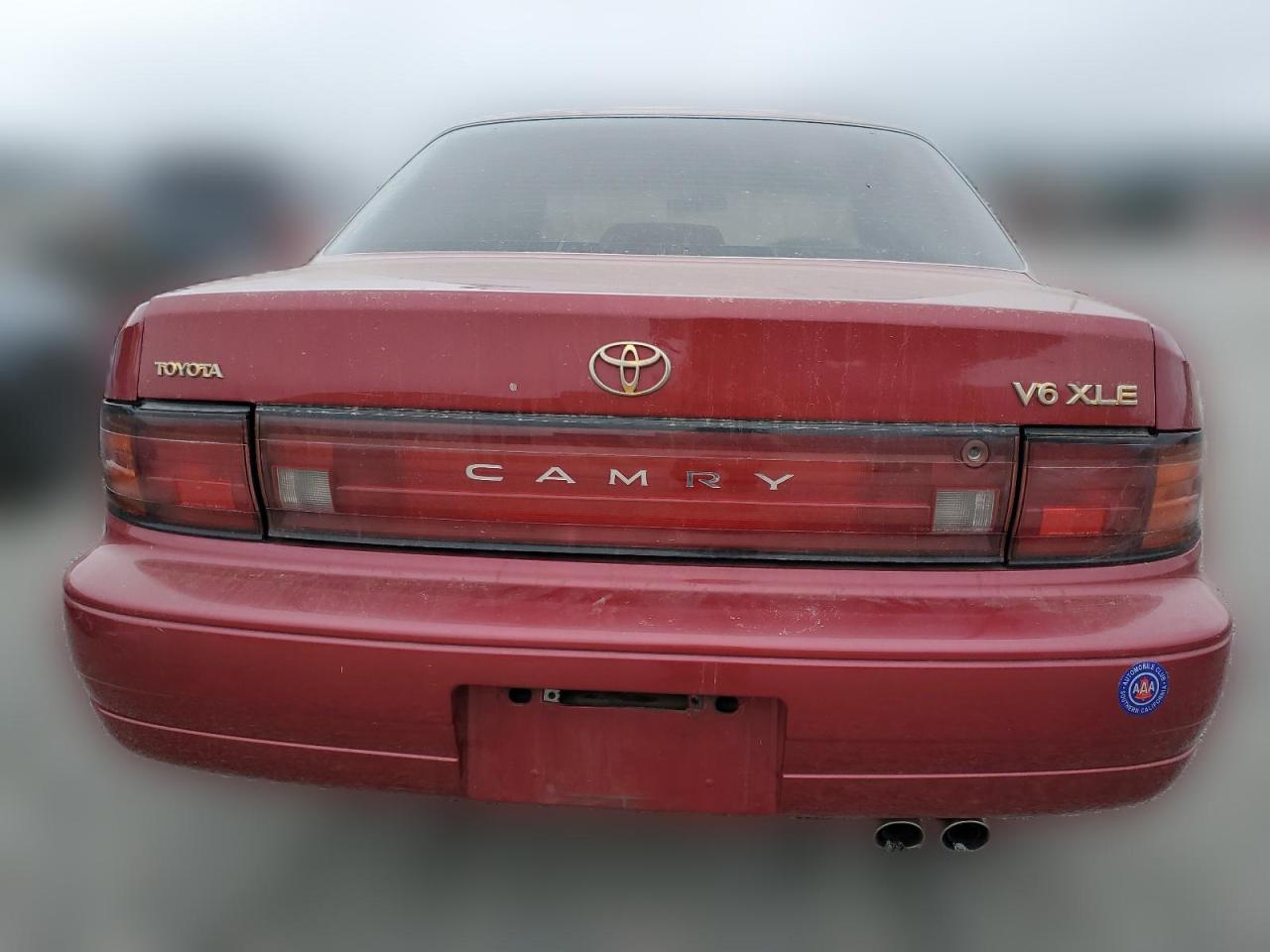 1994 Toyota Camry Xle VIN: JT2GK13E9R0061682 Lot: 55118764