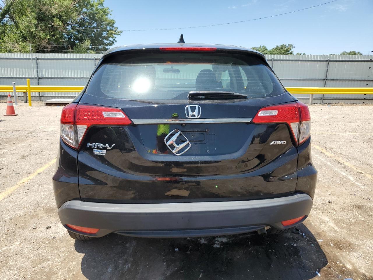 2019 Honda Hr-V Lx VIN: 3CZRU6H38KM718063 Lot: 60702074