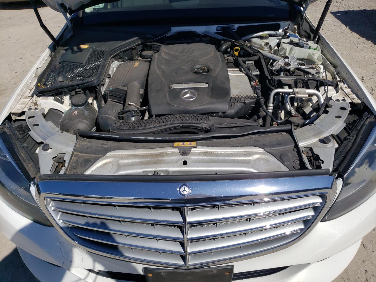 2016 Mercedes-Benz C 300 4Matic VIN: 55SWF4KB2GU109889 Lot: 59156024