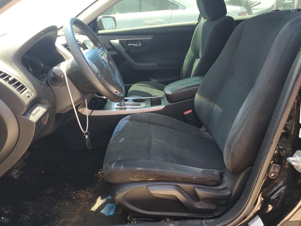 2015 Nissan Altima - Image 7