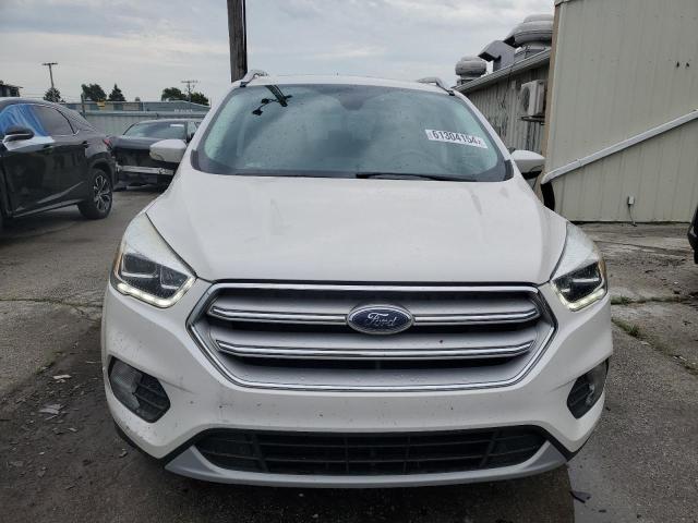  FORD ESCAPE 2018 Белы