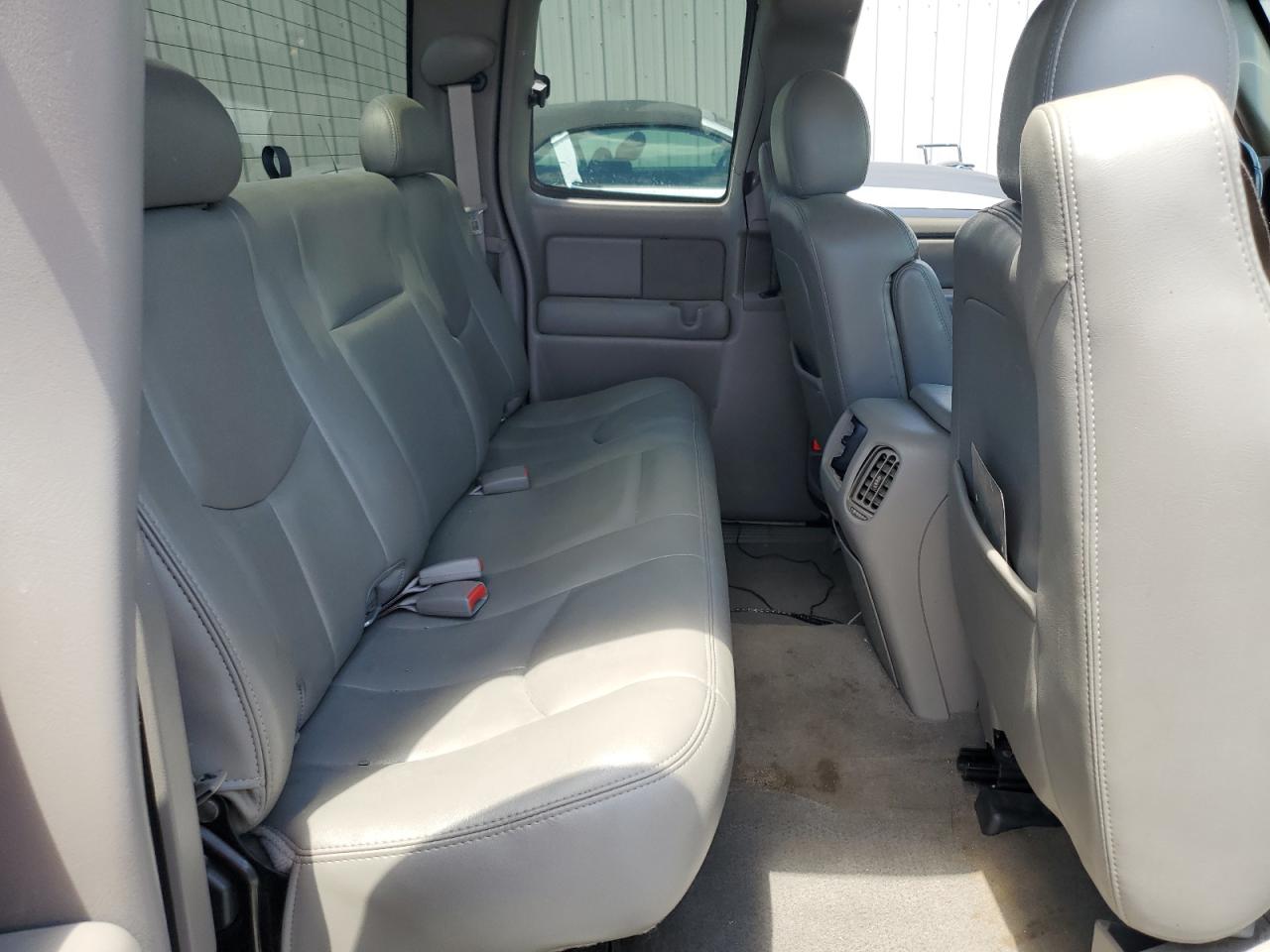 2005 GMC New Sierra K1500 VIN: 1GTEK19B05E142434 Lot: 59923434