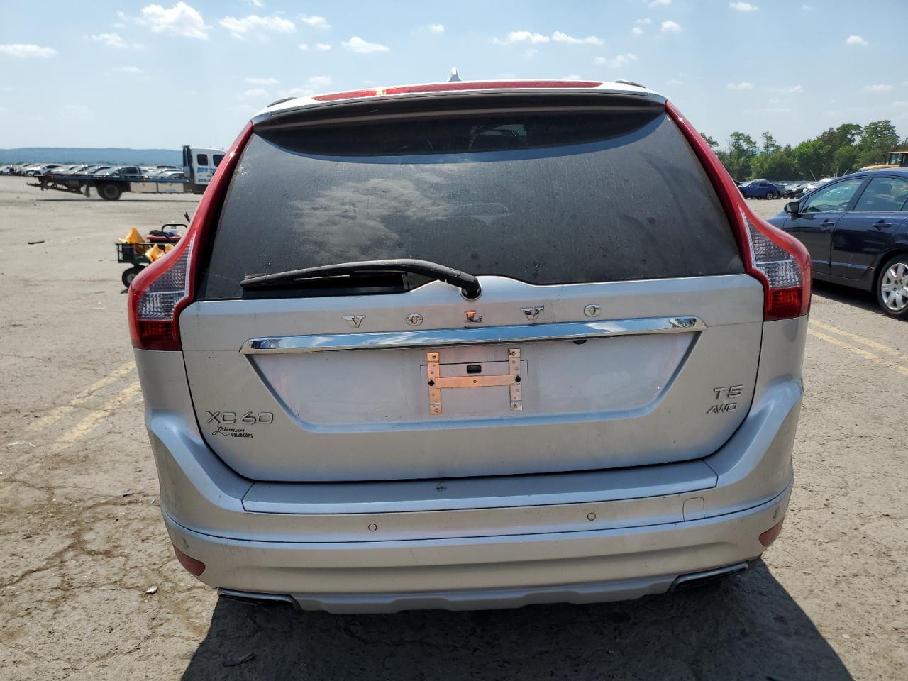 2017 Volvo Xc60 T5 Inscription VIN: YV440MRU0H2032247 Lot: 60139574