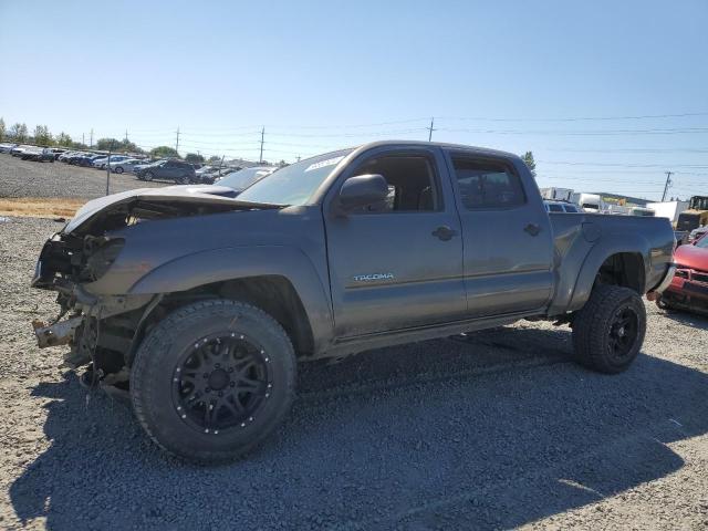  TOYOTA TACOMA 2013 Сірий