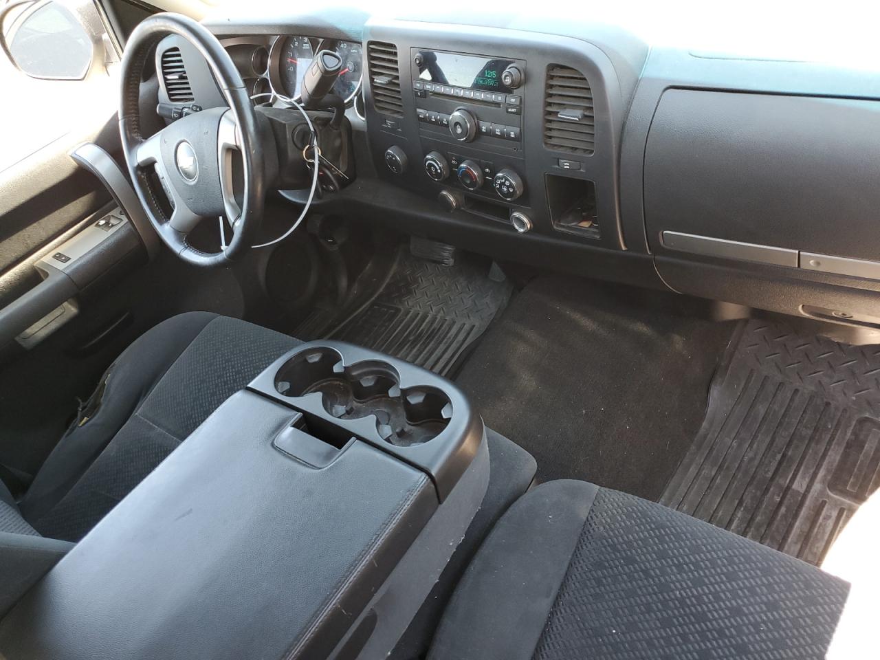 2008 Chevrolet Silverado K1500 VIN: 1GCEK14078E143266 Lot: 60507074