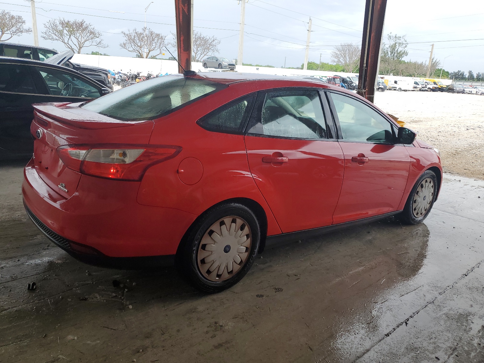 2014 Ford Focus Se vin: 1FADP3F28EL238858