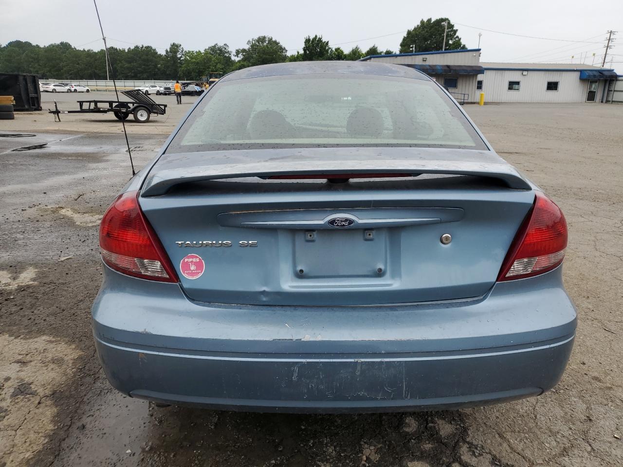 2006 Ford Taurus Se VIN: 1FAFP53U26A235235 Lot: 59049254