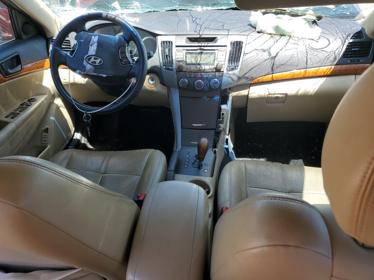 2009 Hyundai Sonata - Image 8