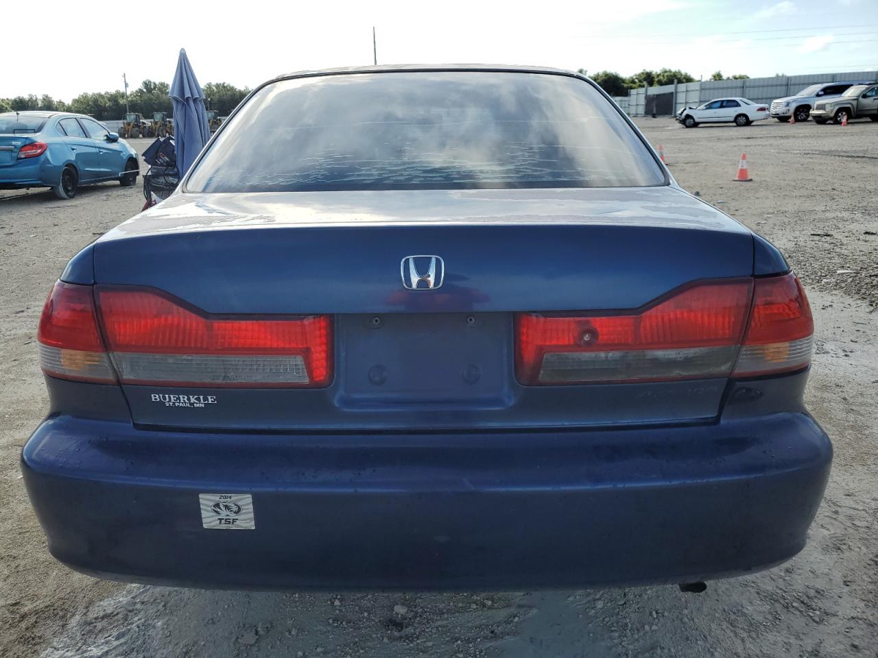 2001 Honda Accord Lx VIN: 1HGCG56451A017468 Lot: 60373174