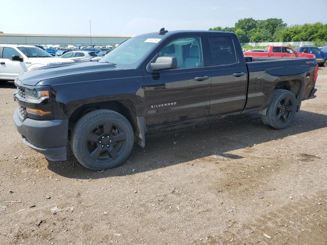 2017 Chevrolet Silverado K1500 for Sale in Davison, MI - Side