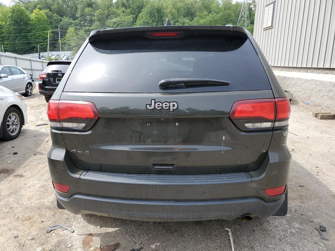 2016 Jeep Grand Cherokee Laredo VIN: 1C4RJFAGXGC461833 Lot: 58423924