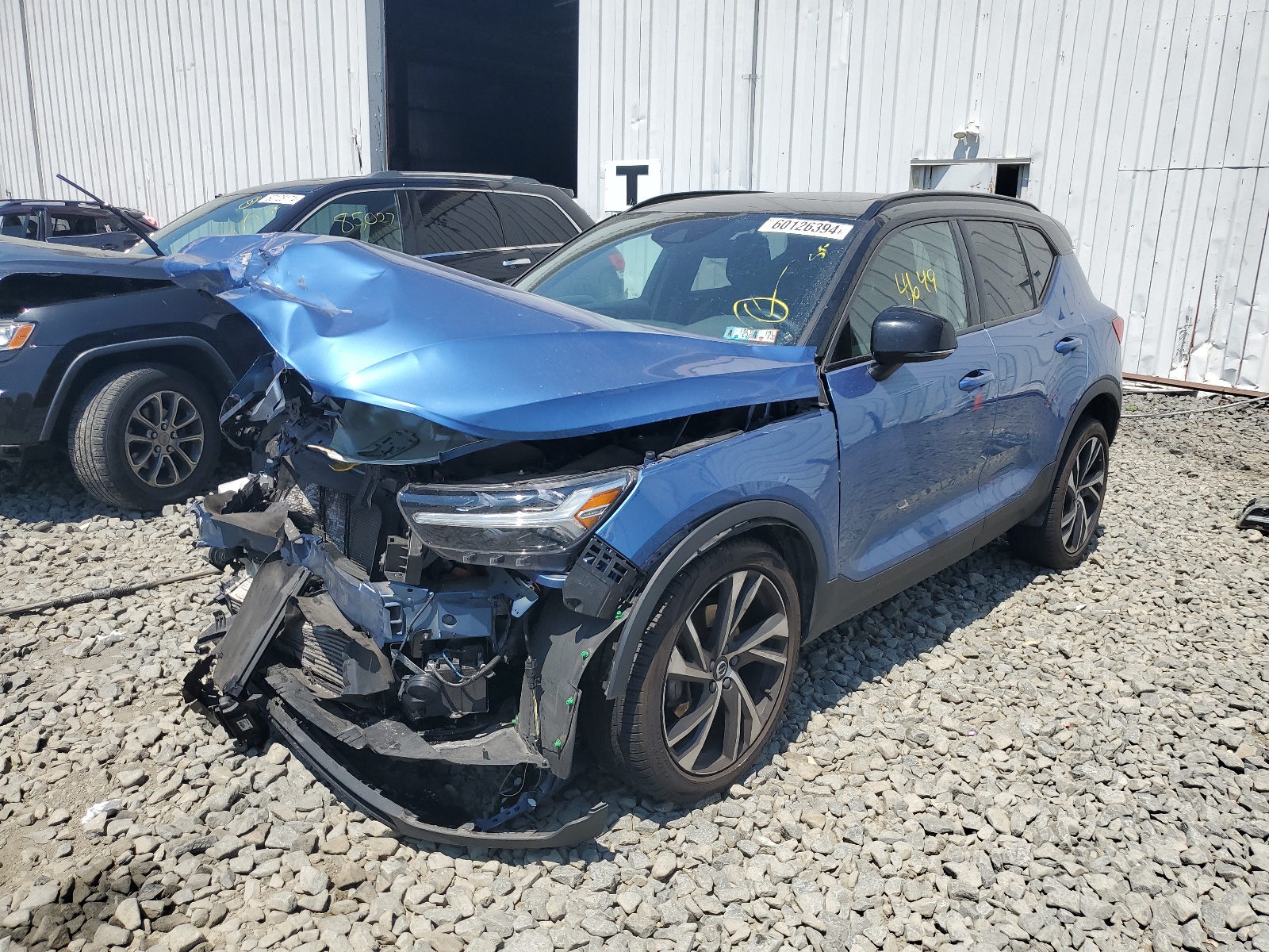 2019 Volvo Xc40 T5 R-Design vin: YV4162UM0K2123667