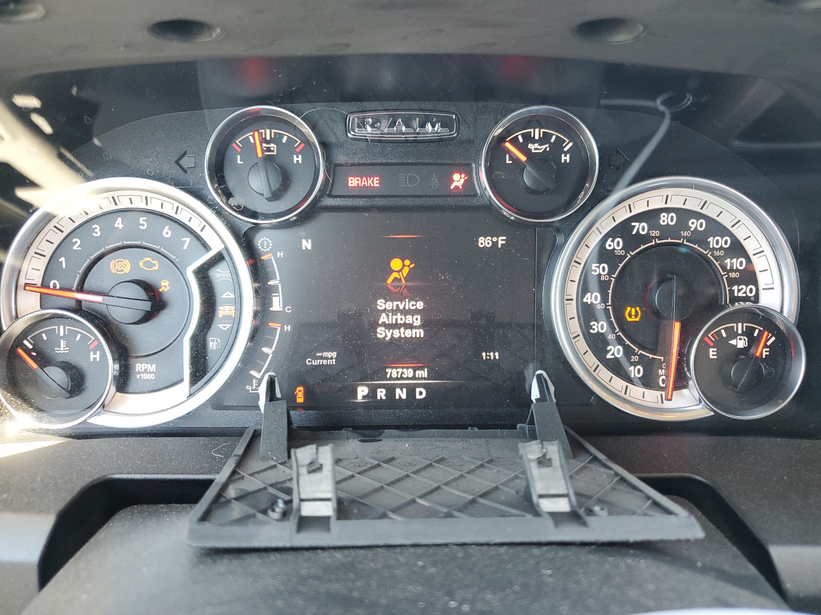 3C6RR6LT9JG195249 2018 Ram 1500 Slt